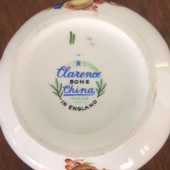 4️⃣ FOR $🔟! VINTAGE CLARENCE BONE CHINA SUGAR CUP AND CREAMER SET - Picture 5 of 12
